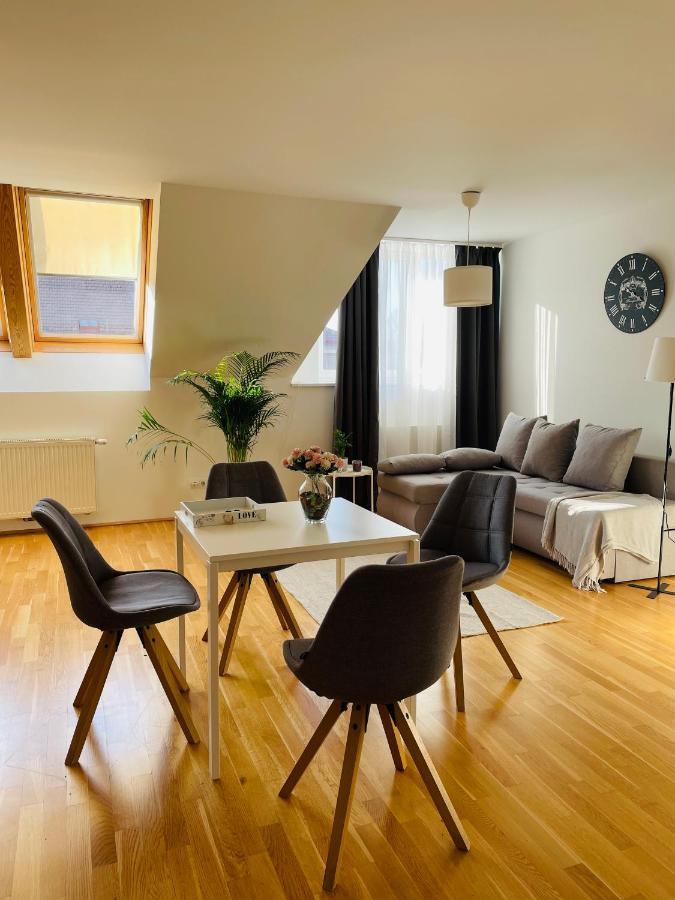 Vic Apartment Wenen Buitenkant foto